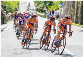 在线轰炸机网页版